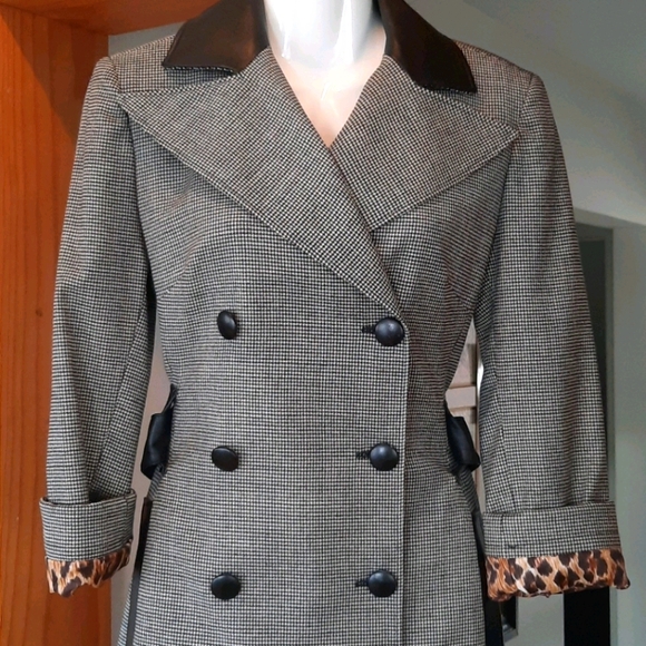 DOLCE & GABBANA TRENCH COAT  38 - Picture 5 of 8